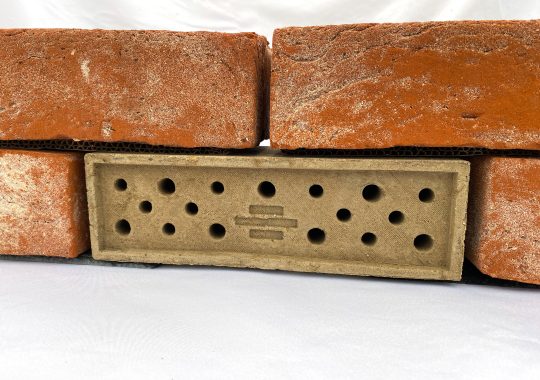 Bee Brick